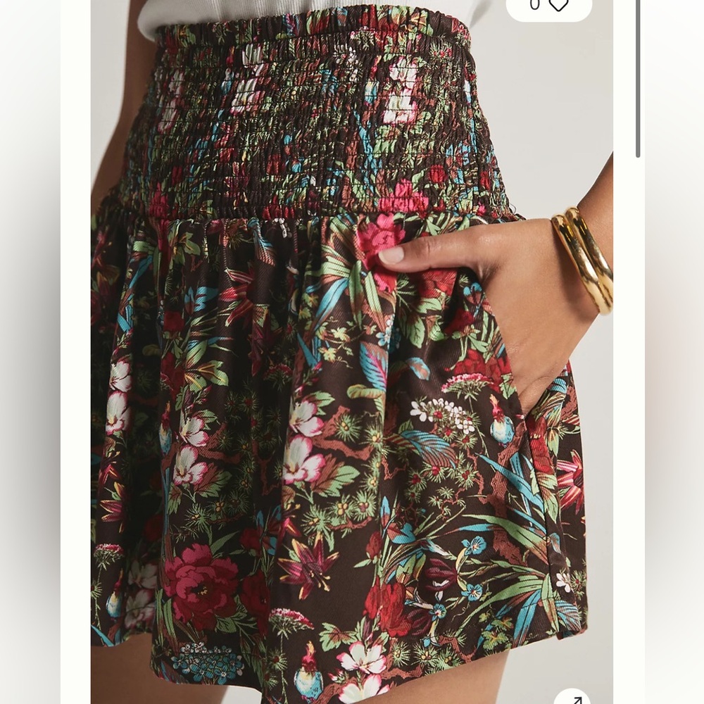 Anthropologie Smocked High Waist Floral Shorts - M - Picture 4 of 10